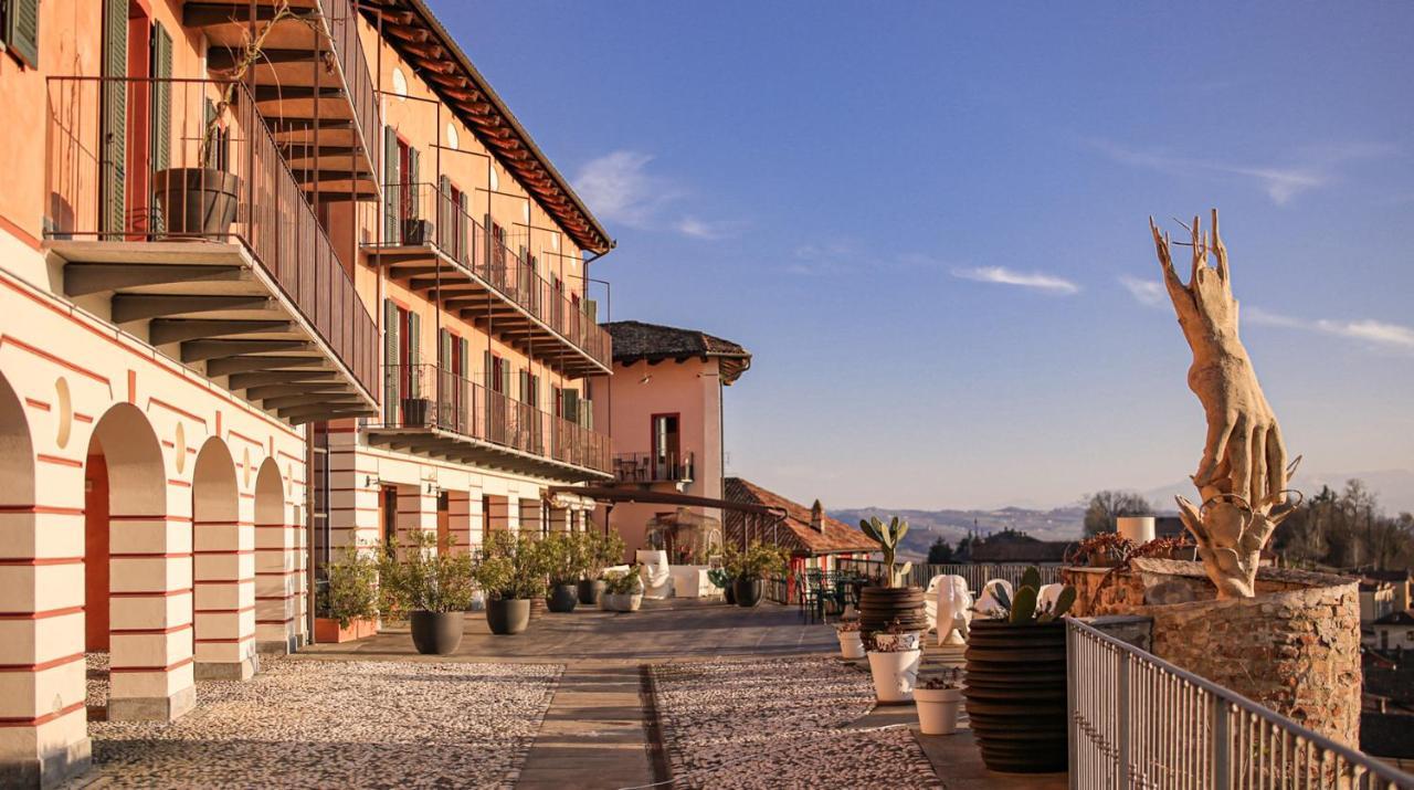 Felicin - Palazzo Boeri Panoramic Suites มอนฟอร์เต ดิ อัลบา ภายนอก รูปภาพ