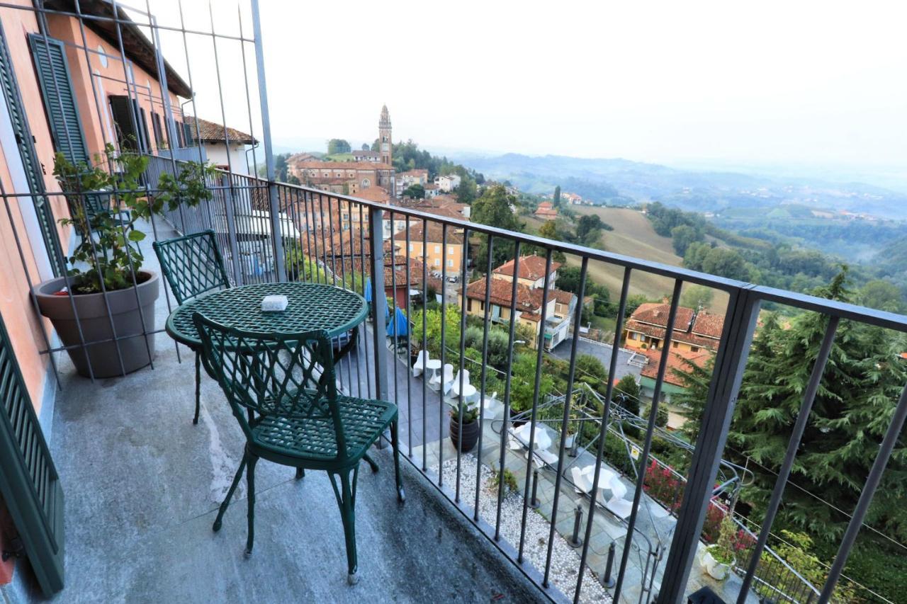 Felicin - Palazzo Boeri Panoramic Suites มอนฟอร์เต ดิ อัลบา ภายนอก รูปภาพ