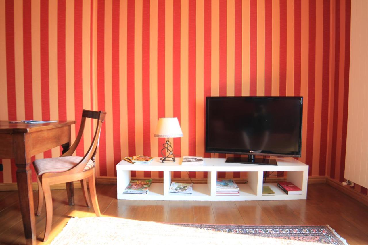 Felicin - Palazzo Boeri Panoramic Suites มอนฟอร์เต ดิ อัลบา ภายนอก รูปภาพ