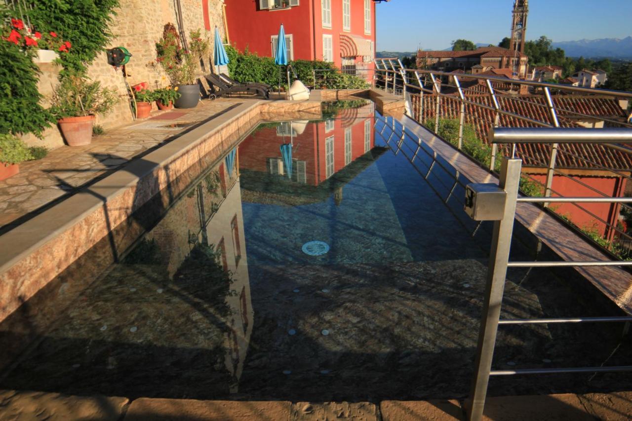 Felicin - Palazzo Boeri Panoramic Suites มอนฟอร์เต ดิ อัลบา ภายนอก รูปภาพ