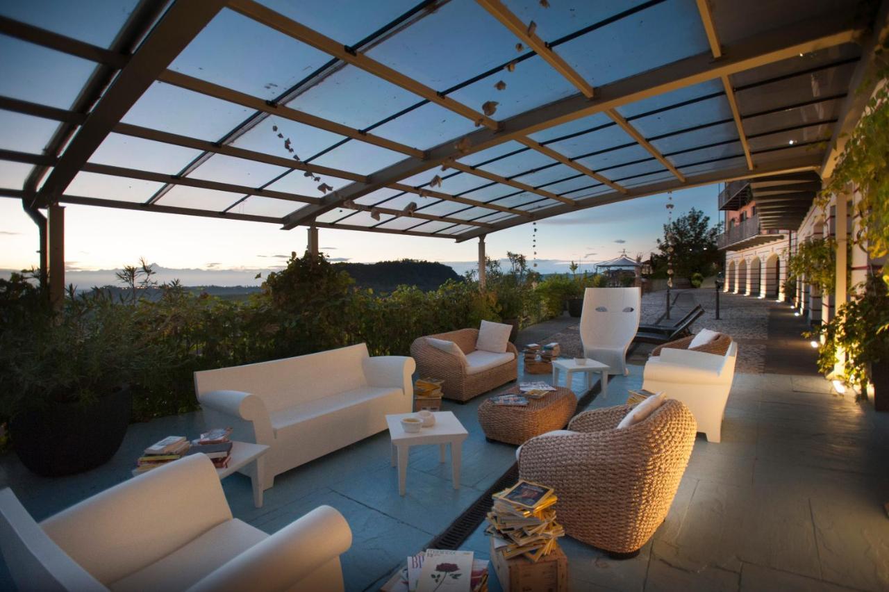 Felicin - Palazzo Boeri Panoramic Suites มอนฟอร์เต ดิ อัลบา ภายนอก รูปภาพ