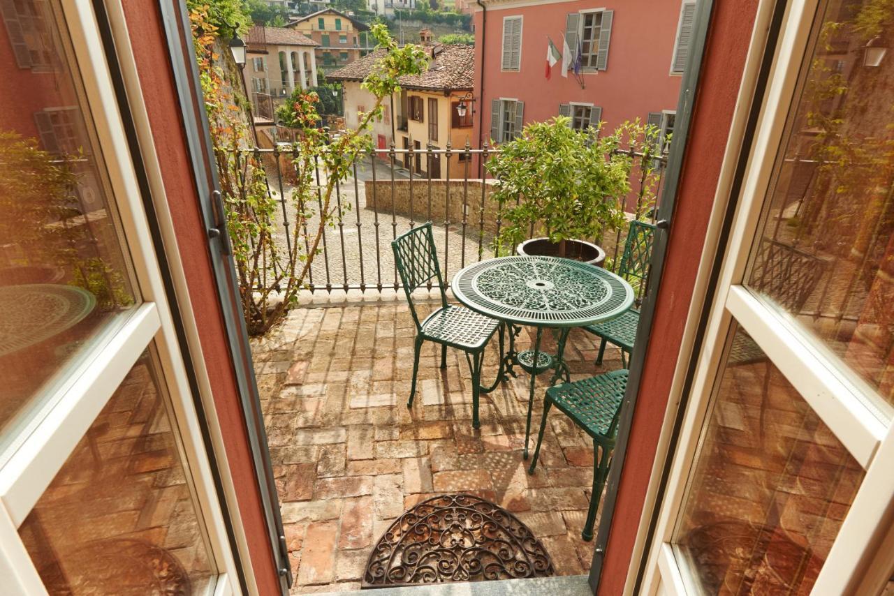 Felicin - Palazzo Boeri Panoramic Suites มอนฟอร์เต ดิ อัลบา ภายนอก รูปภาพ
